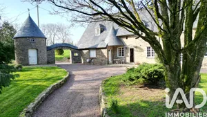 Domaine à Villebaudon (50410)