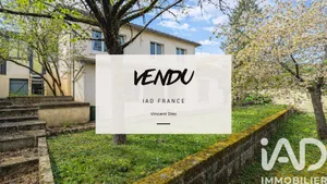 House in Maule (78580)