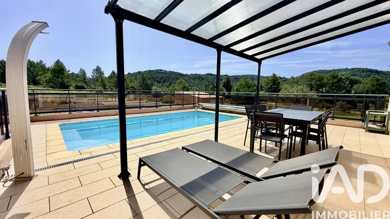 Maison 4 pièces 107 m² · à Saint-Pierre-des-Champs · 107 m² · 297 000 €