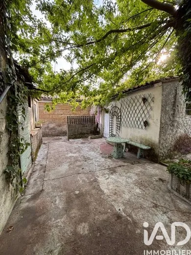 Maison de ville à Saint-Denis-de-Pile (33910)