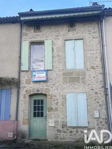 Village house in Sainte-Bazeille (47180)