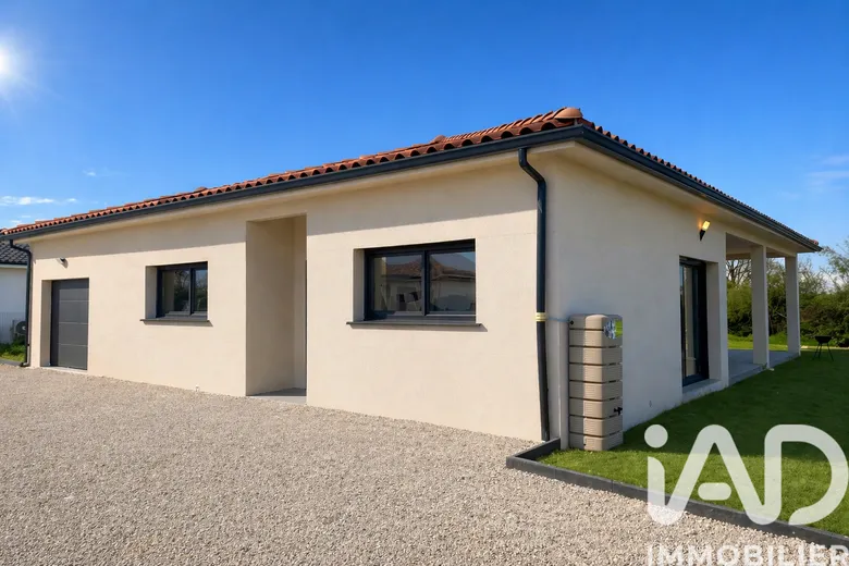 Maison 5 pièces 122 m² · à Castelsarrasin · 122 m² · 258 000 €