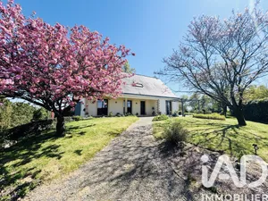 Maison de campagne à Rougé (44660)