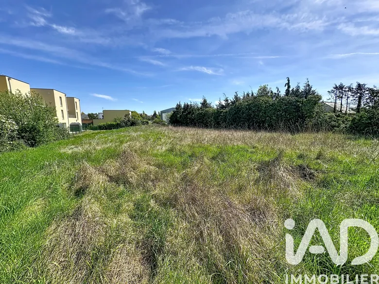Terrain à bâtir à Yffiniac (22120) · 128 000 €