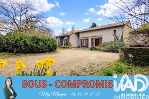Maison traditionnelle à Saint-Julien-l'Ars (86800)