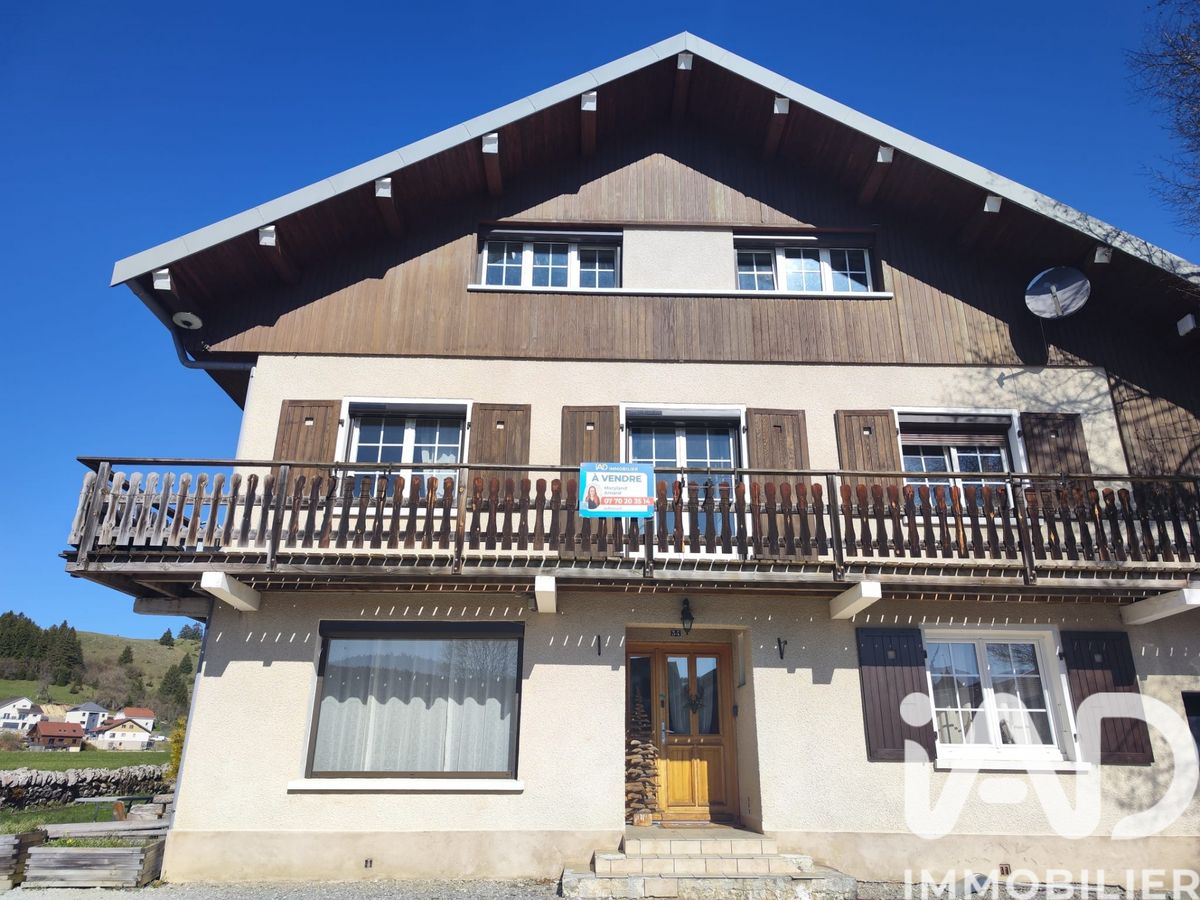 maison à Mouthe