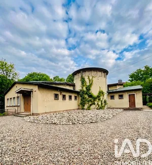 Immeuble à Petite-Rosselle (57540)