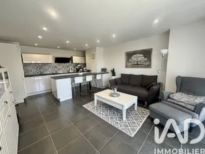 Apartment in Saint-Vincent-de-Paul (33440)