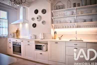 Apartment in Uzès (30700)