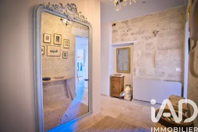 Apartment in Uzès (30700)