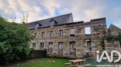 Building in Lannion (22300)