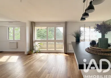 Apartment in Nantes (44300)