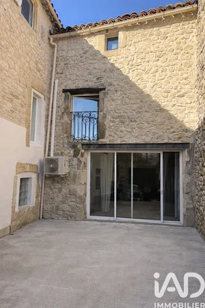 Maison de ville à Saint-Mamert-du-Gard (30730)