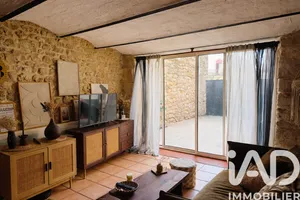 Townhouse in Saint-Mamert-du-Gard (30730)