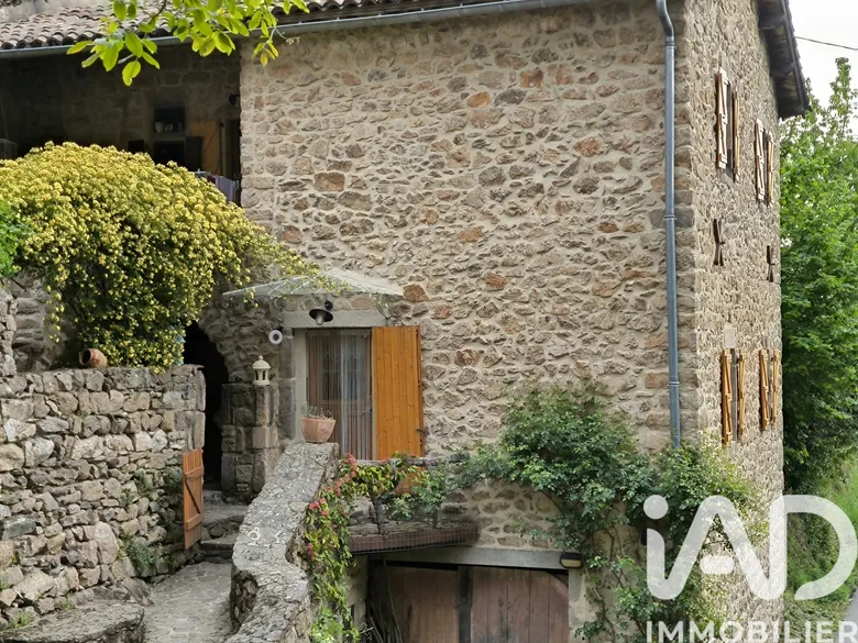 Maison 7 pièces 108 m² · à Jaujac · 108 m² · 269 000 €
