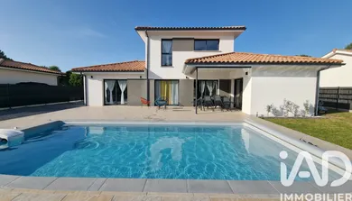 Maison à Parentis-en-Born (40160)