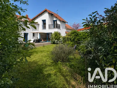 Maison à Sainte-Geneviève-des-Bois (91700)