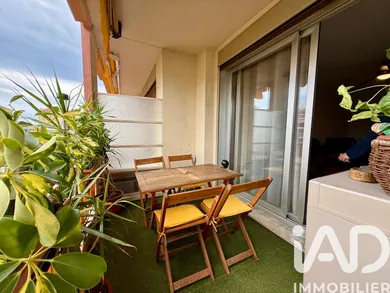 Apartment in Menton (06500)