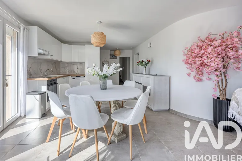 Maison 6 pièces 130 m² · à Bandol · 130 m² · 880 000 €