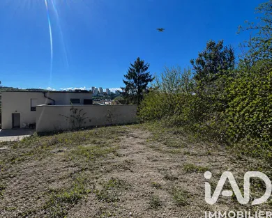 Building plot in Saint-Priest-en-Jarez (42270)