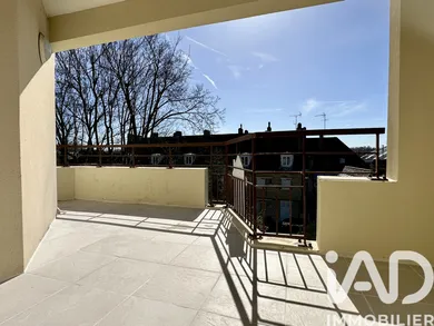 Apartment in Saint-Ouen-l'Aumône (95310)