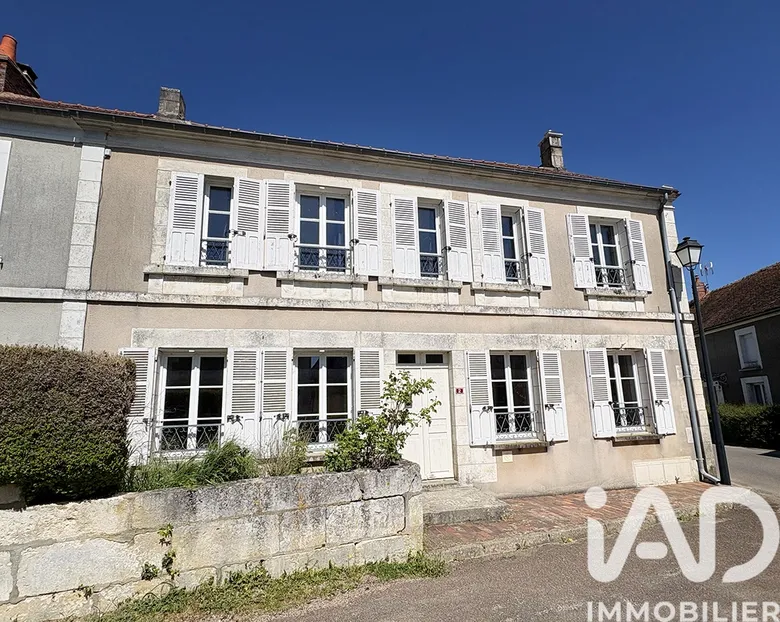 Maison 4 pièces 132 m² · à Thury · 132 m² · 127 500 €