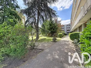 Appartement à Épinay-sur-Seine (93800)