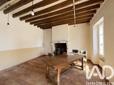Maison de village à Thury (89520)