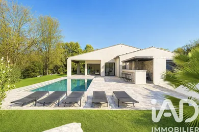 Maison à Roquefort-les-Pins (06330)