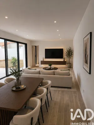 Maison à Ferrières (17170)