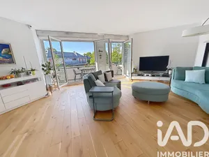 Apartment in Vaucresson (92420)