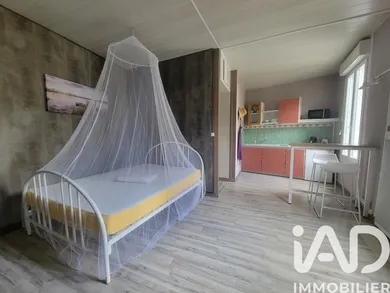Apartment in Saintes (17100)