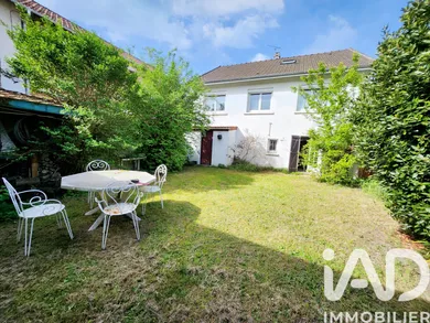 Maison traditionnelle à Conflans-Sainte-Honorine (78700)