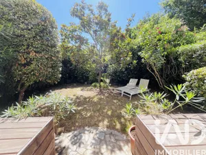 Apartment in Saint-Tropez (83990)