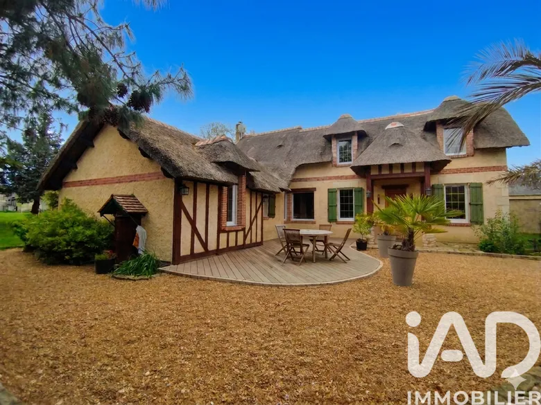 Maison 5 pièces 138 m² · à Bonneval · 138 m² · 210 000 €