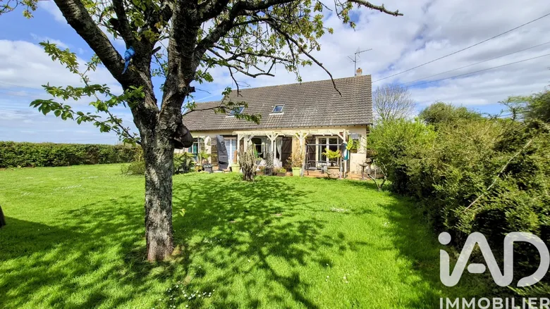 Maison 6 pièces 115 m² · à Livarot · 115 m² · 220 000 €