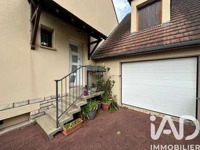 House in Rambouillet (78120)
