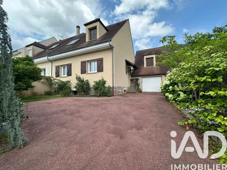 Maison 6 pièces 140 m² · à Rambouillet · 140 m² · 499 000 €