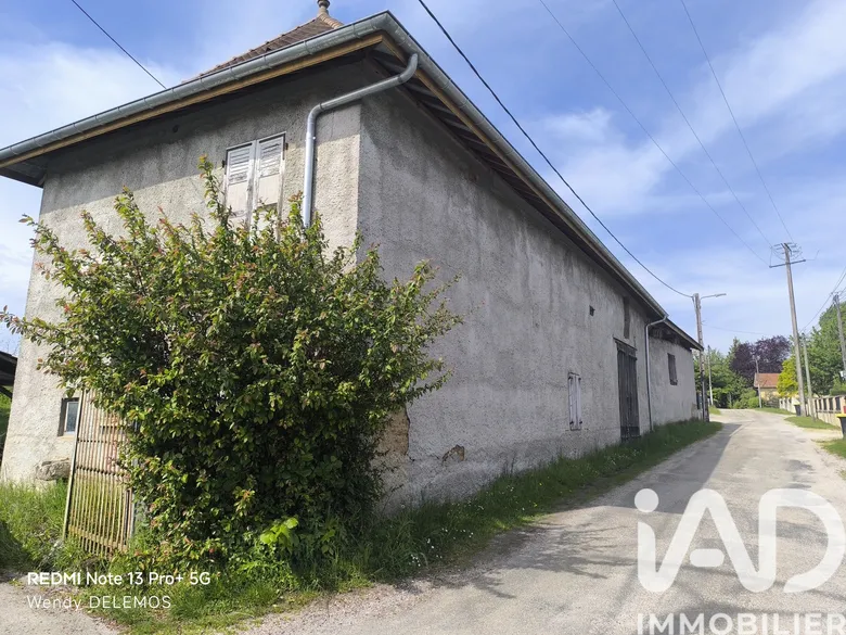 Maison 8 pièces 459 m² · à Chimilin · 459 m² · 235 000 €