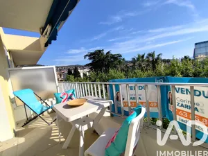 Apartment in Hyères (83400)