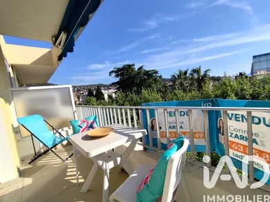 Apartment in Hyères (83400)