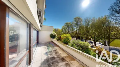 Apartment in Villeneuve-d'Ascq (59650)