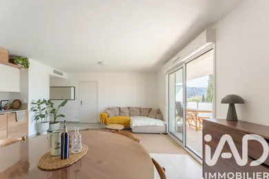 Appartement à Aix-en-Provence (13100)