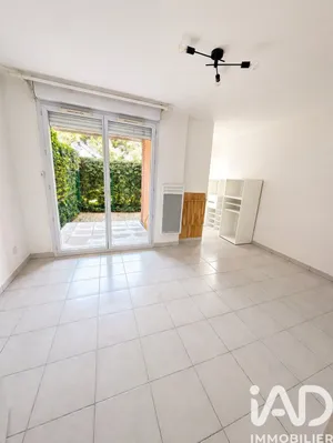 Apartment in Toulouse (31200)