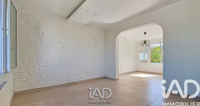 Apartment in Sainte-Geneviève-des-Bois (91700)