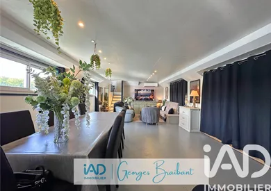 Barge in Conflans-Sainte-Honorine (78700)