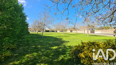 Terrain à bâtir à Massognes (86170)