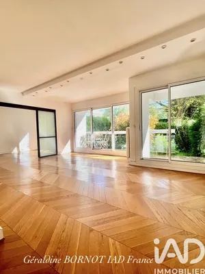 Apartment in Bailly (78870)