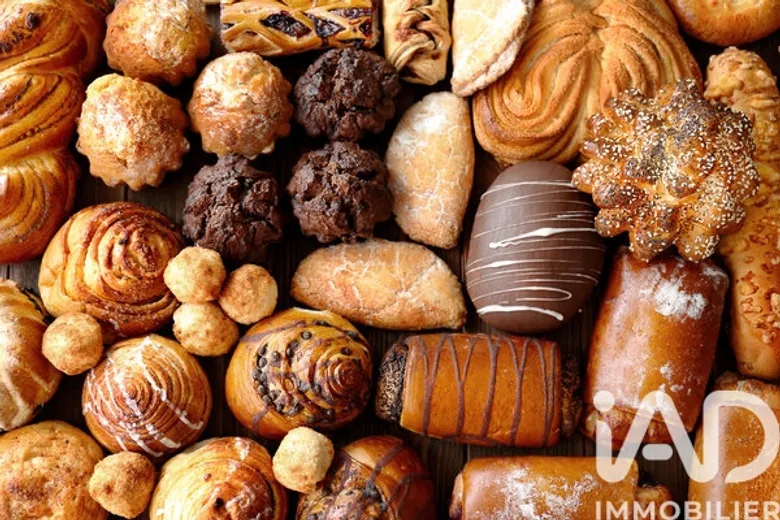 Boulangerie à La Rochelle (17000) · 200 m² · 469 600 €