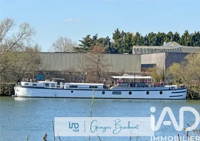 Barge in Bezons (95870)